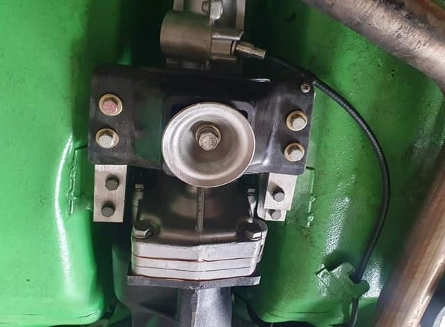 TYPE 9 GEARBOX TO MK1, MK2 ESCORT, MOUNTING BLOCKS WITH BOLTS - Image 2