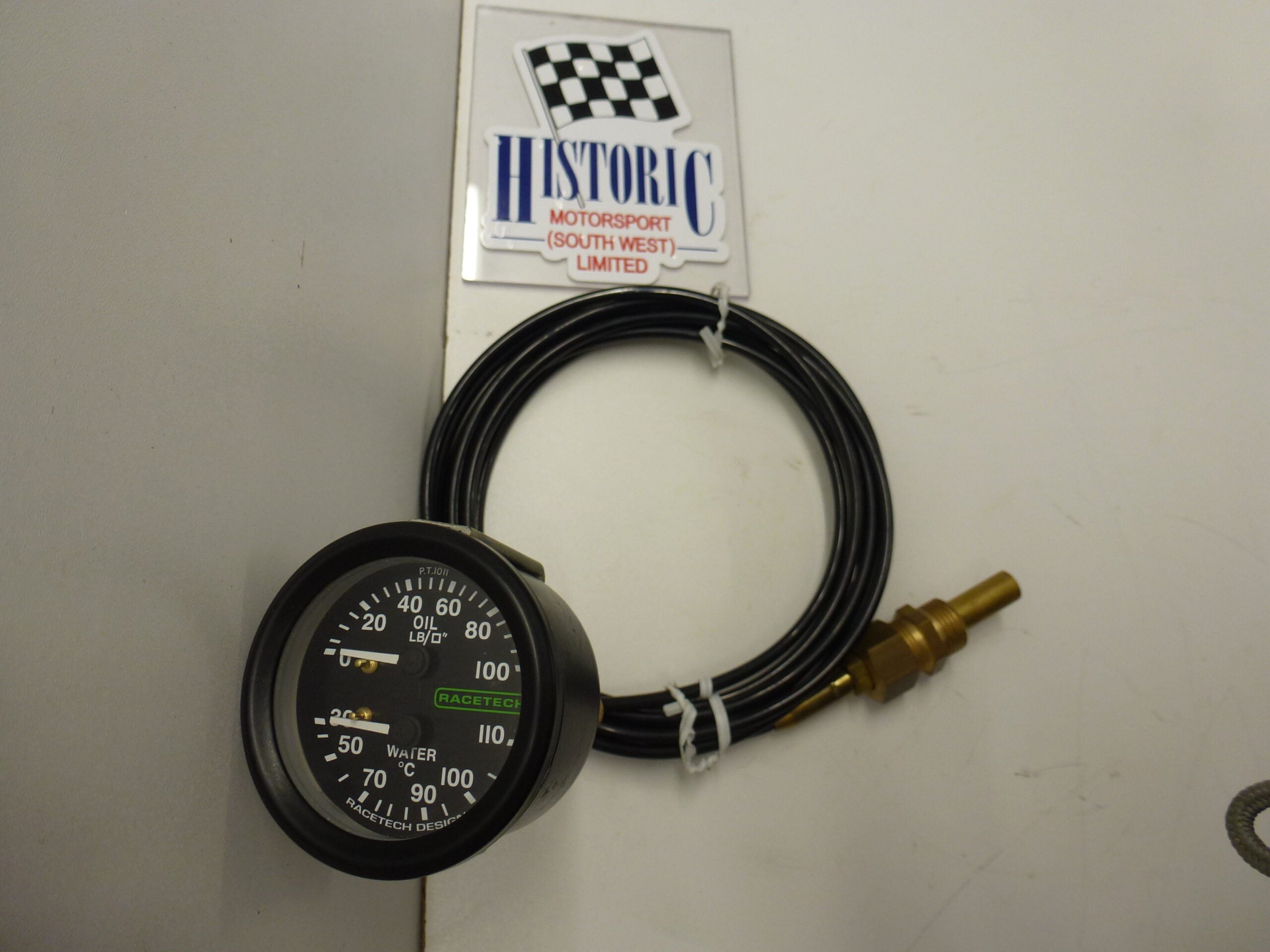 RACETECH, DUAL,MECHANICAL OIL PRESSURE GAUGE AND WATER TEMPERATURE GAUGE, TRIAL FITTED - Image 3