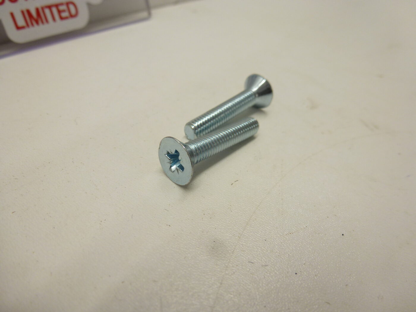 MK1 ESCORT, INTERIOR MIRROR SCREWS